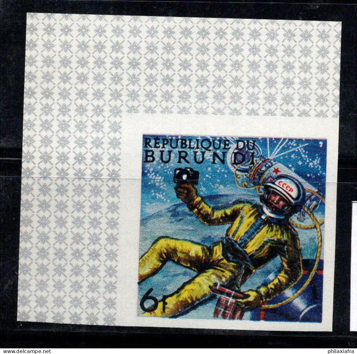 Burundi 1968 Mi. 402B Neuf ** 100% Non Dentelé Exploration Spatiale, Astronaute - Unused Stamps