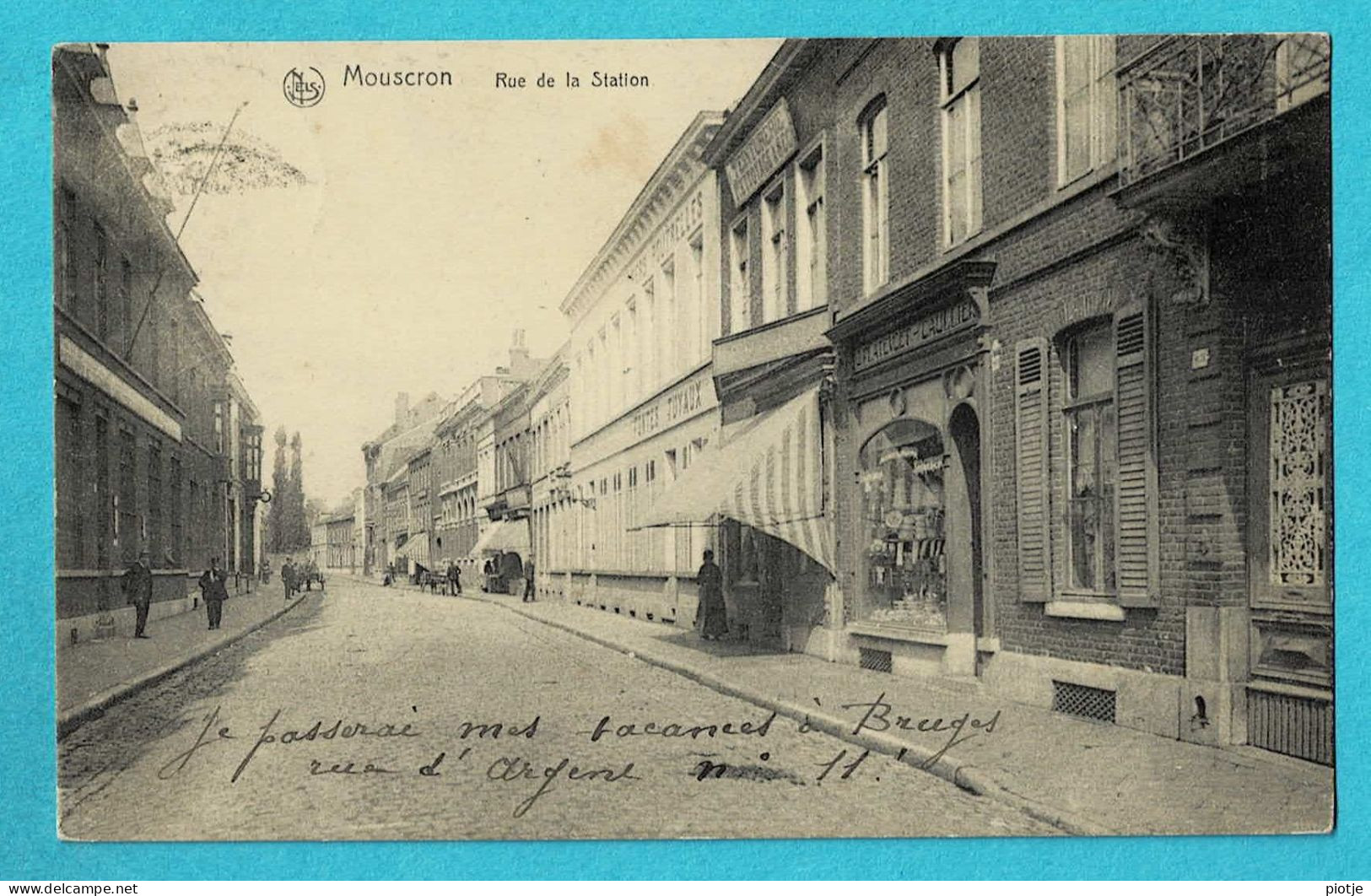 * Mouscron - Moeskroen (Hainaut - La Wallonie) * (Nels, Editeur Henri Lerouge) Rue De La Station, Boutique, Animée - Mouscron - Moeskroen
