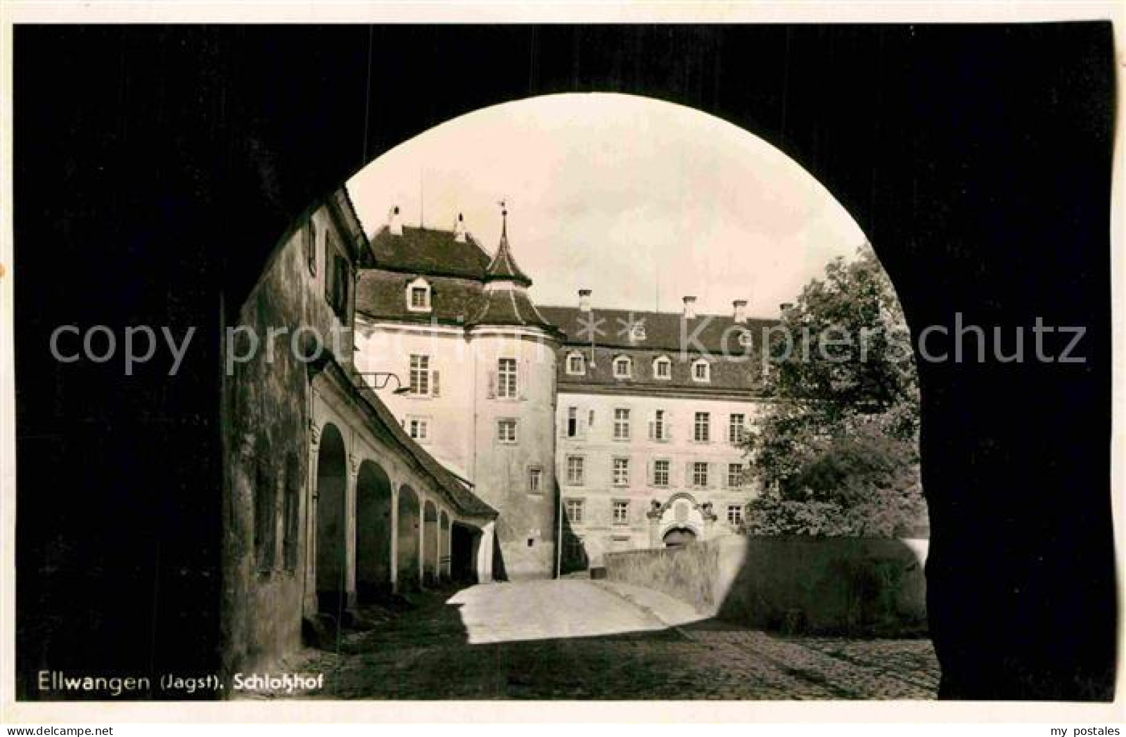 42870680 Ellwangen Jagst Schlosshof Ellwangen (Jagst) - Ellwangen