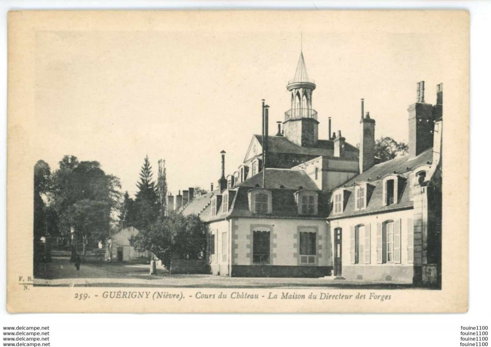 GUERIGNY Cours Du Château La Maison Du Directeur Des Forges - Guerigny