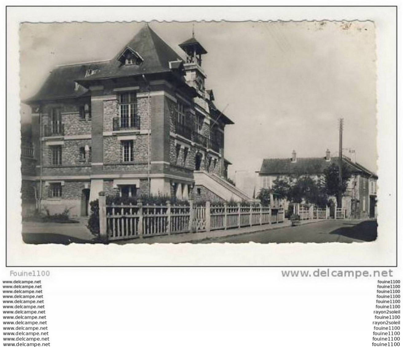 Carte De Vernouillet L' Hôtel De Ville - Vernouillet