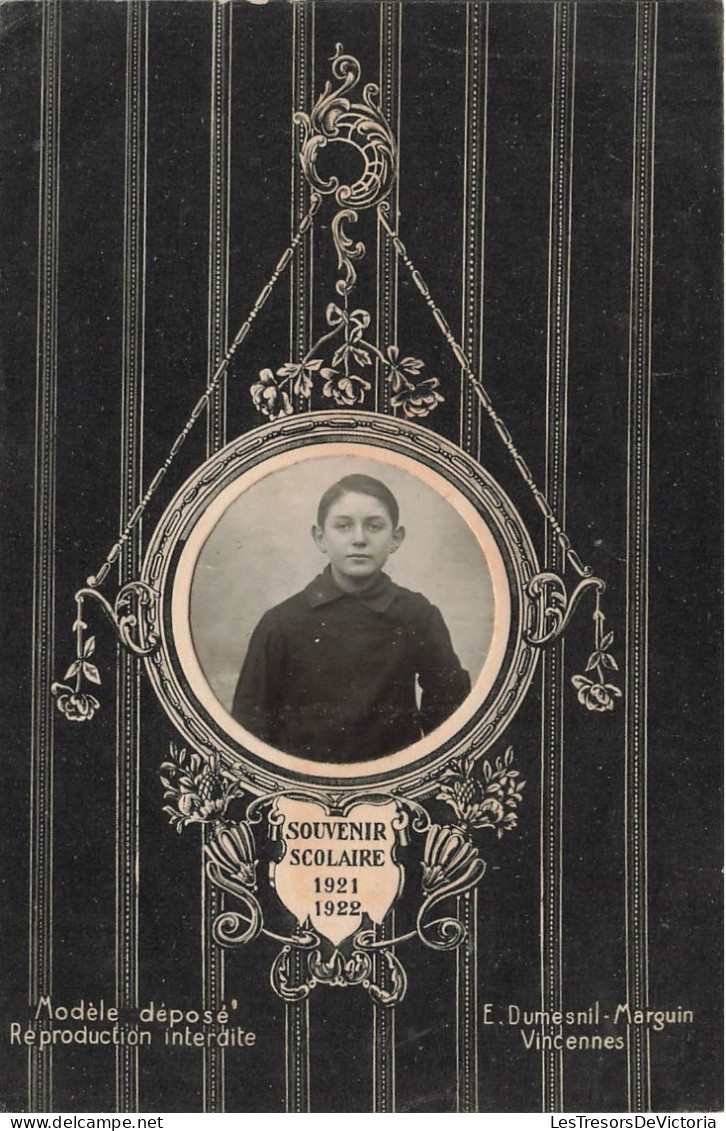 PHOTOGRAPHIE - Souvenir Scolaire 1921 1922 - Vincennes - Médaillon - E Dumesnil - Photographie Ancienne - Personnes Anonymes