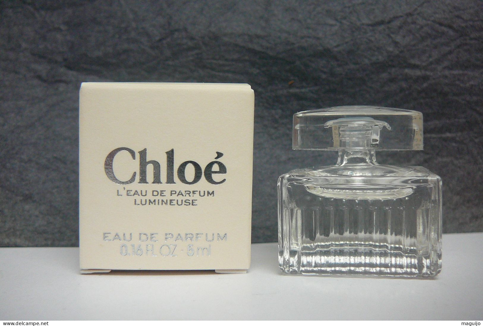 CHLOE : MINI  EDP LUMINEUSE  5 Ml NEUVE   LIRE ET VOIR !! - Miniatures Femmes (avec Boite)