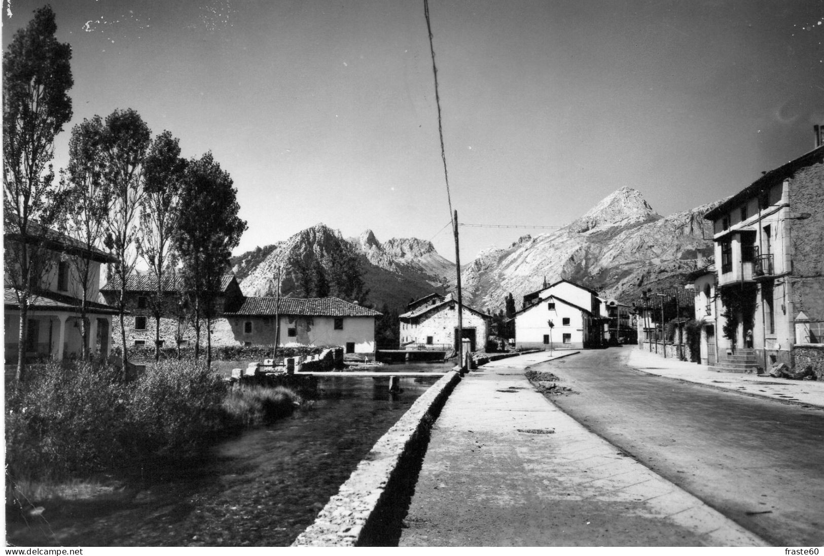 Riano - Carretera Al Fondo Pico Yordas - Sonstige & Ohne Zuordnung