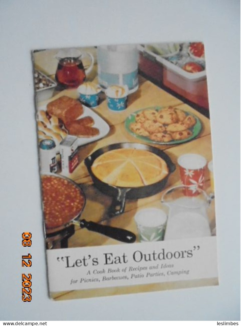 Let's Eat Outdoors : A Cook Book Of Recipes And Ideas For Picnics, Barbecues, Patio Parties, Camping - Americana