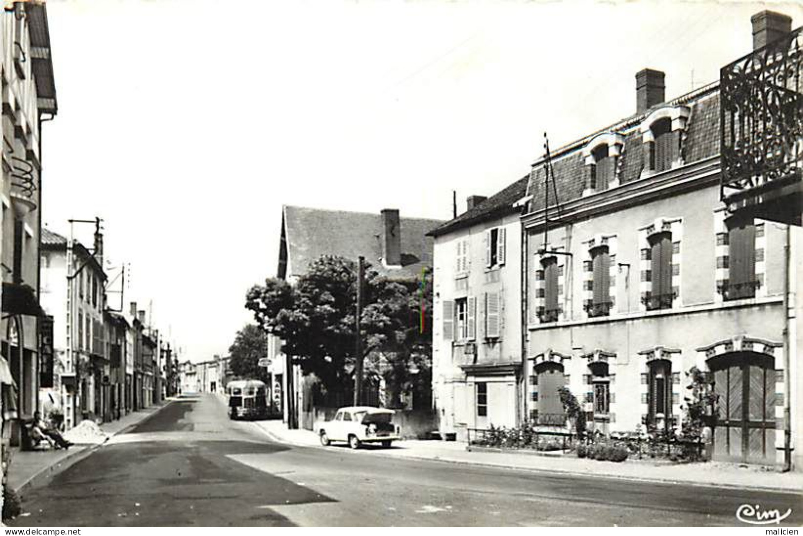 - Puy De Dôme -ref-B875- Combronde - Route De Montluçon - Petit Plan Garage Et Autocar - - Combronde