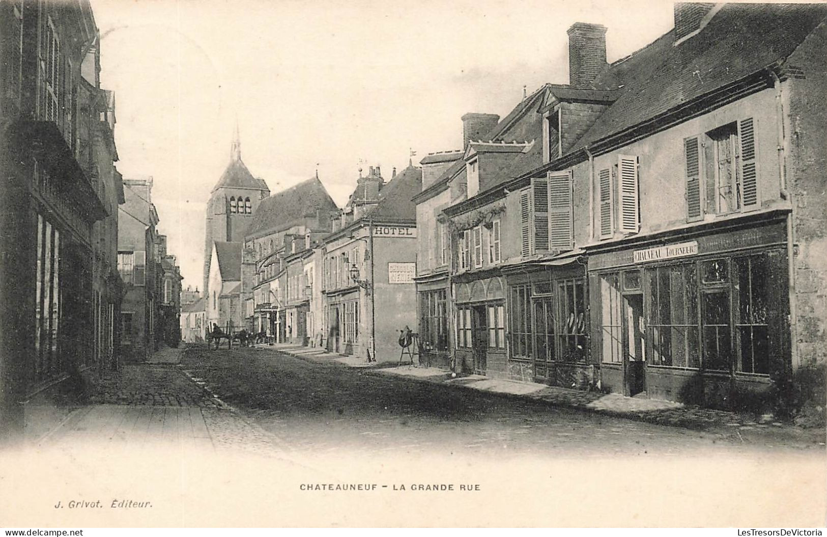 FRANCE - Chateauneuf - La Grande Rue - Hôtel - Edit J Grivot - Carte Postale Ancienne - Andere & Zonder Classificatie