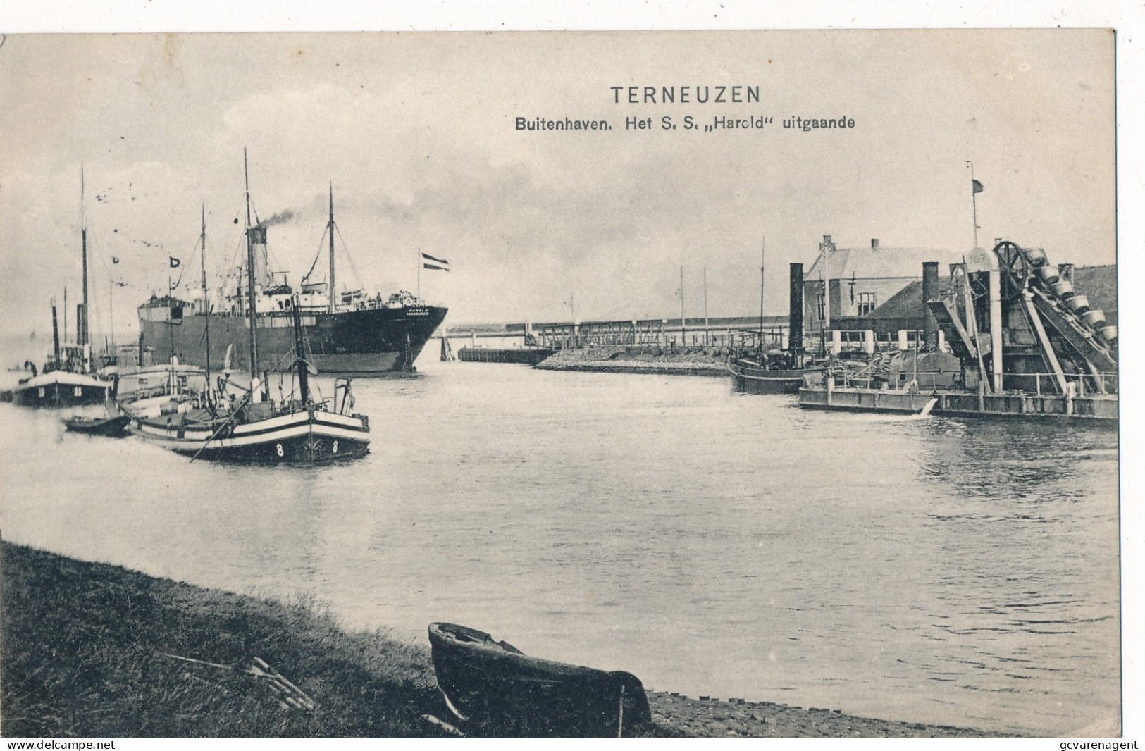 TERNEUZEN    BUITENHAVEN  HET S.S. HAROLD UITGAANDE      2 SCANS - Terneuzen