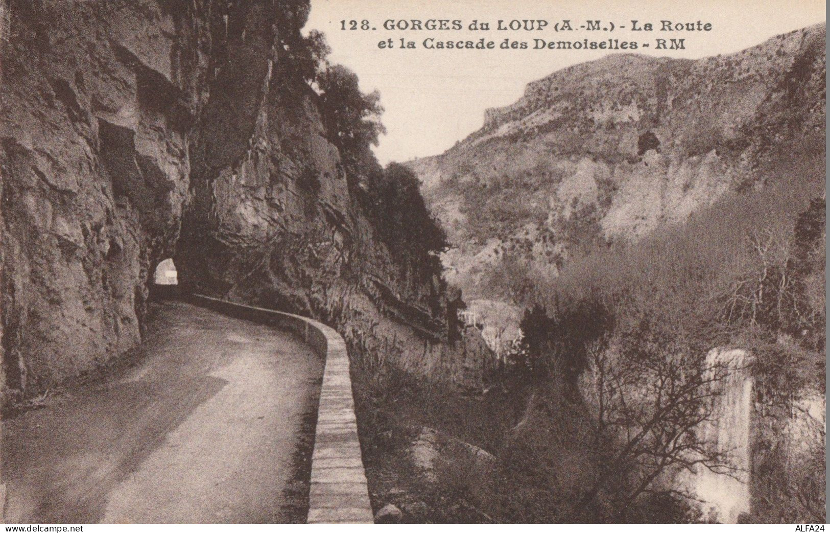 CARTOLINA NON VIAGGIATA GEORGES DU LOUP FRANCIA (KP1553 - Gourdon