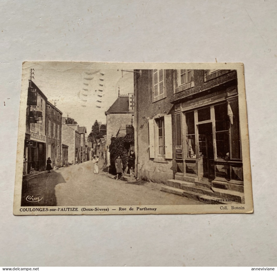 Coulonges-sur-l’Autize - Rue De Parthenay - Coulonges-sur-l'Autize