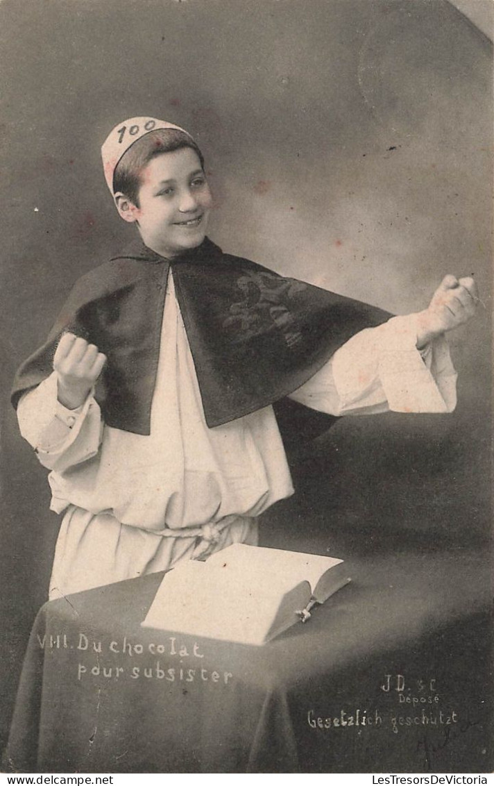 ENFANTS - Un Enfant Habillé Comme Le Pape - Carte Postale Ancienne - Portraits