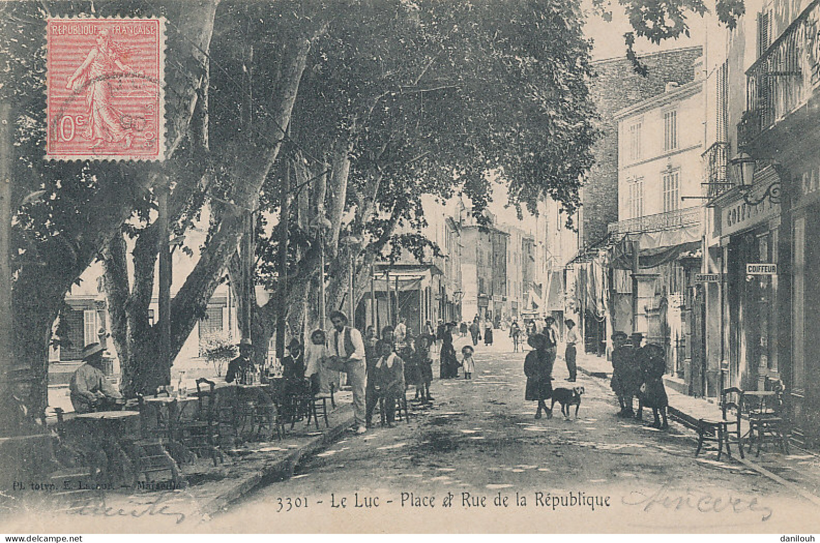 83 // LE LUC   Place Et Rue De La République   3301 - Le Luc