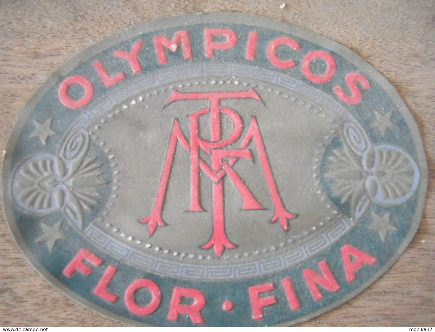 Reste de 11cigares OLYMPICOS dans boite d'origine collection