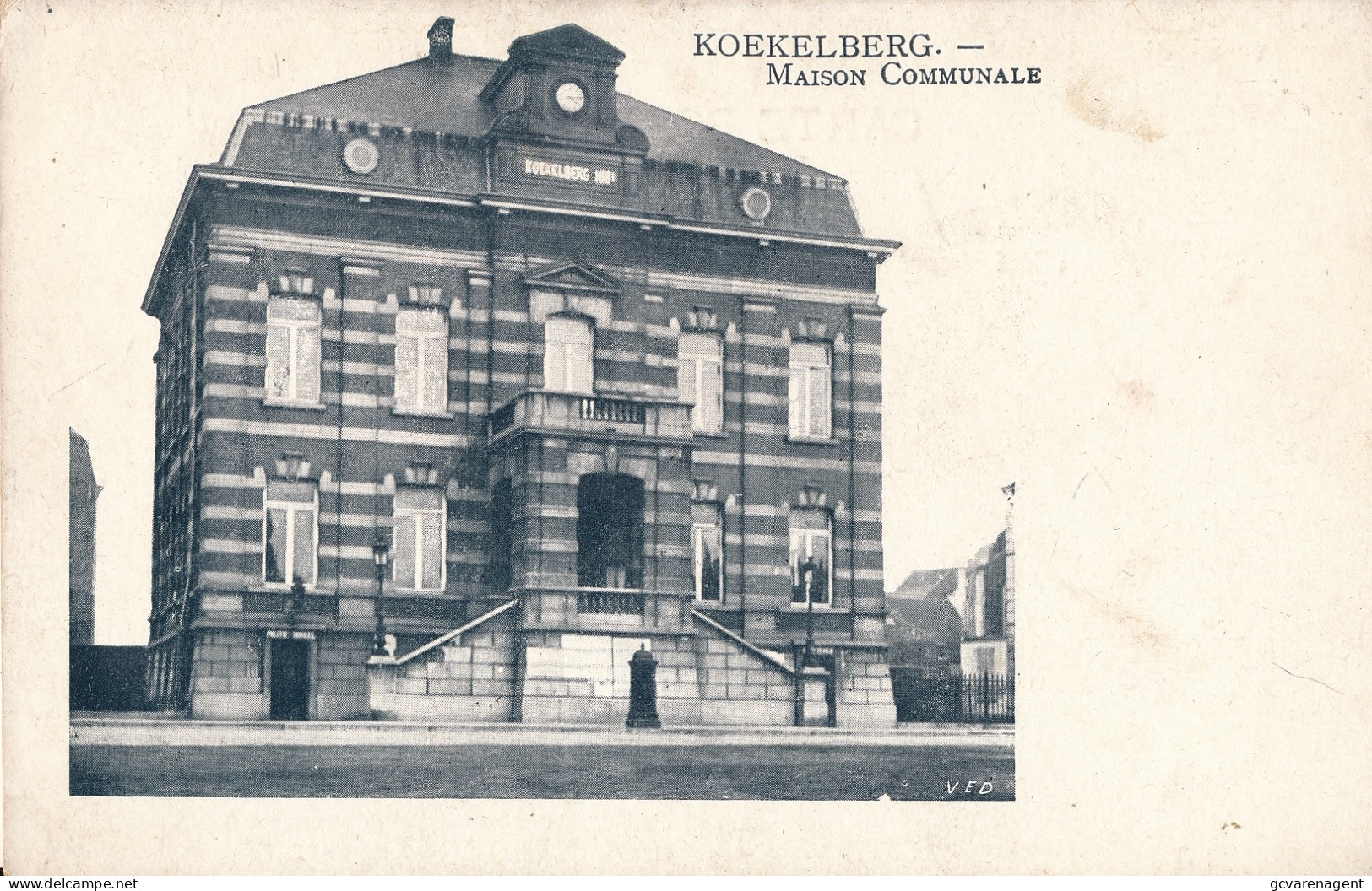 KOEKELBERG  MAISON COMMUNALE        2 SCANS - Koekelberg