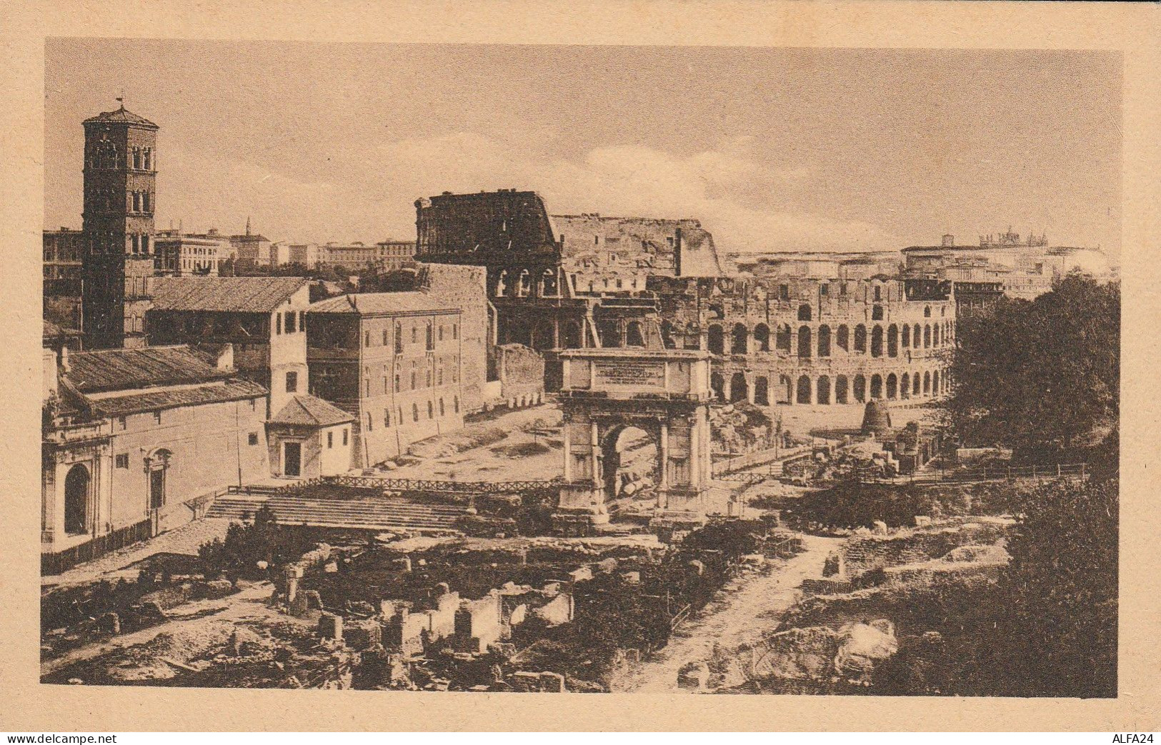 CARTOLINA NON VIAGGIATA ROMA COLOSSEO - FORO- PRIMI 900 (TX57 - Kolosseum