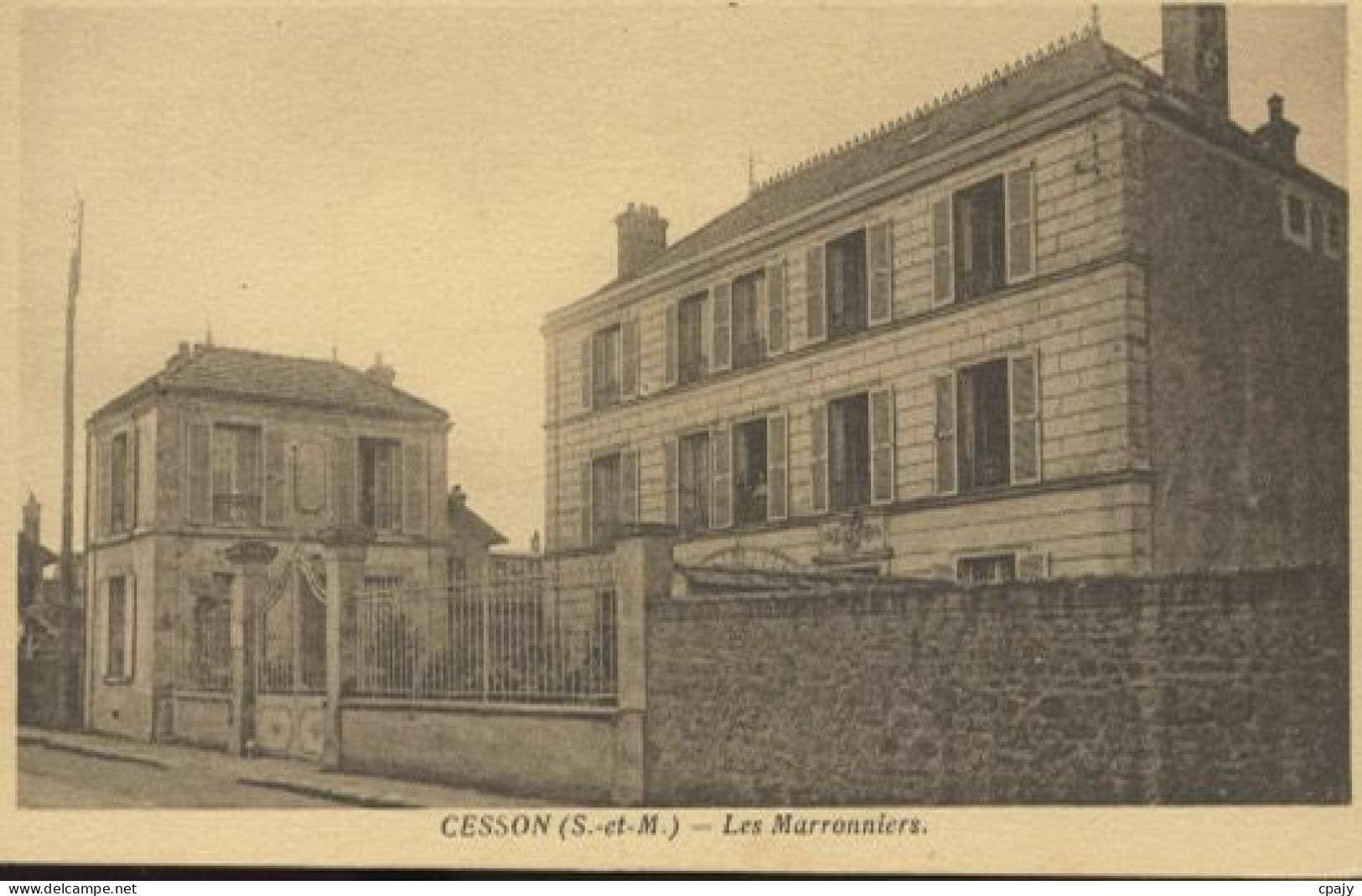B043 - CESSON - LES MARRONNIERS - Cesson