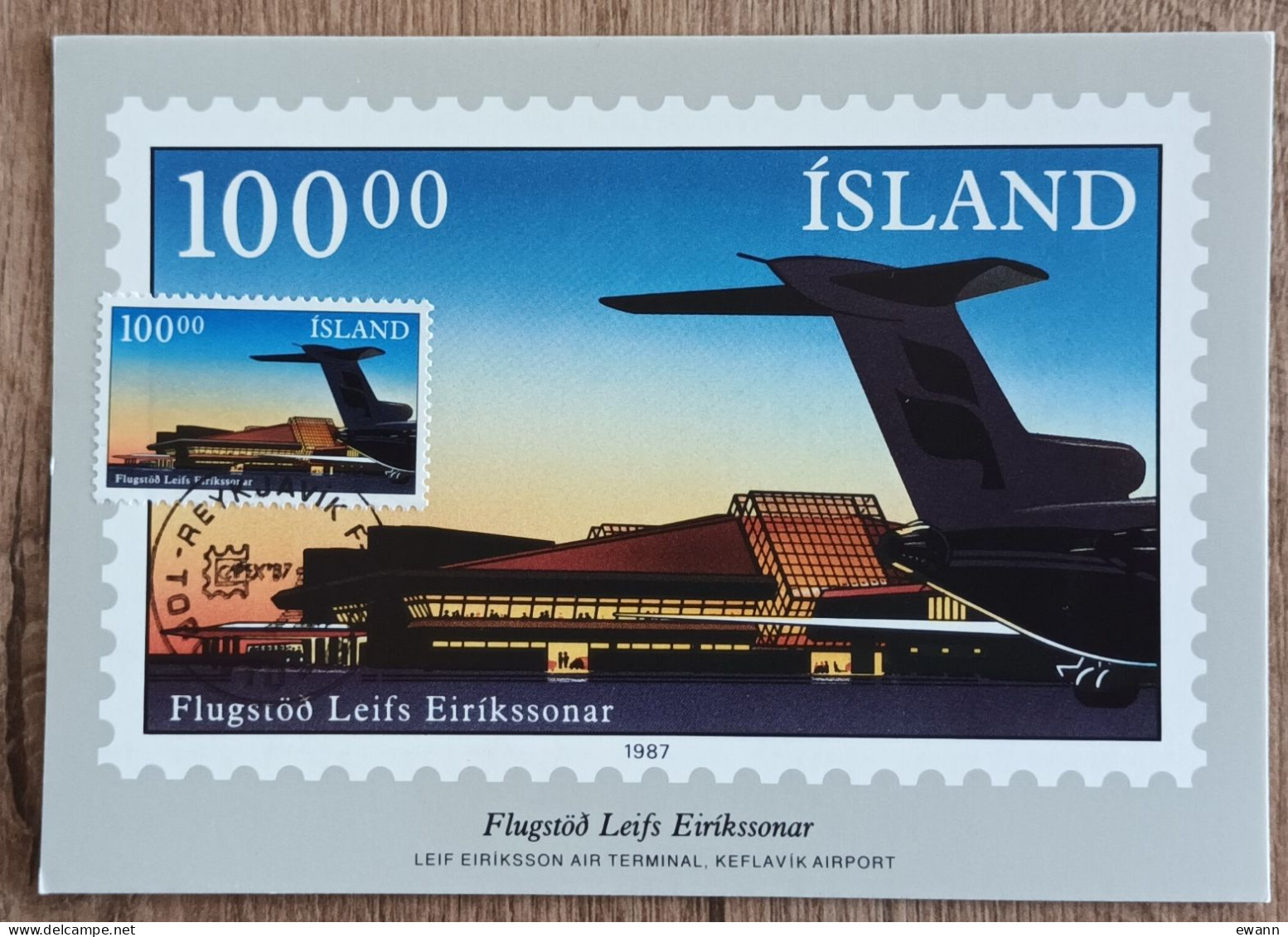 Islande - CM 1986 - YT N°617 - Mise En Service De La Nouvelle Aérogare De Keyflavik - Cartes-maximum