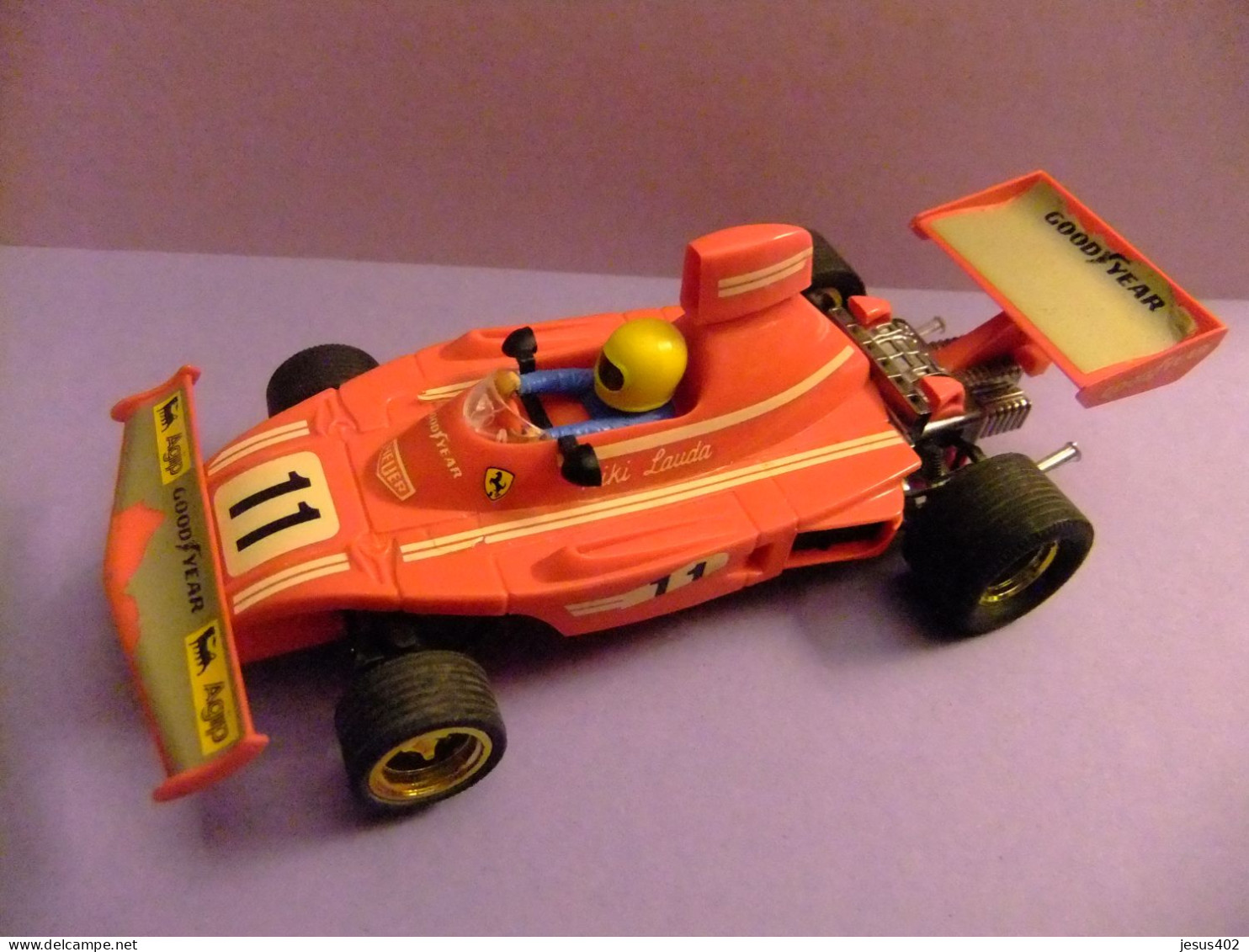 SCALEXTRIC EXIN FERRARI B3 F1 PILOTO NIKI LAUDA  AVEC BOITE - Circuiti Automobilistici