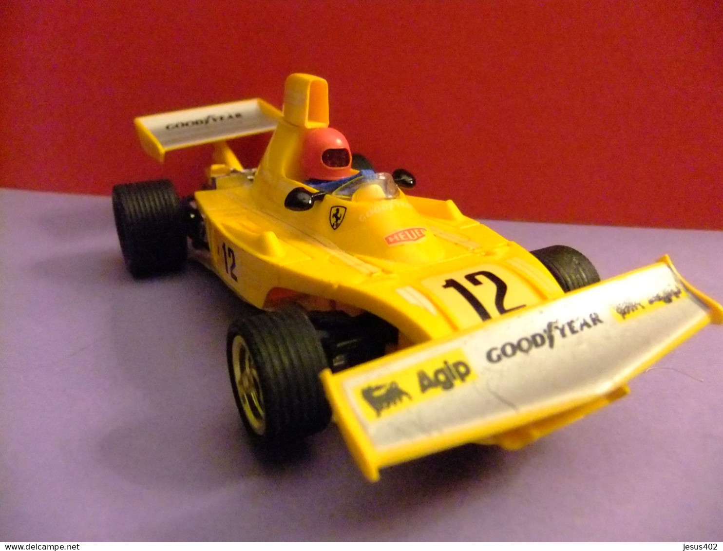 SCALEXTRIC EXIN FERRARI B3 F1 AMARILLO 12  PILOTO NIKI LAUDA MADE IN SPAIN 1975 - Autocircuits