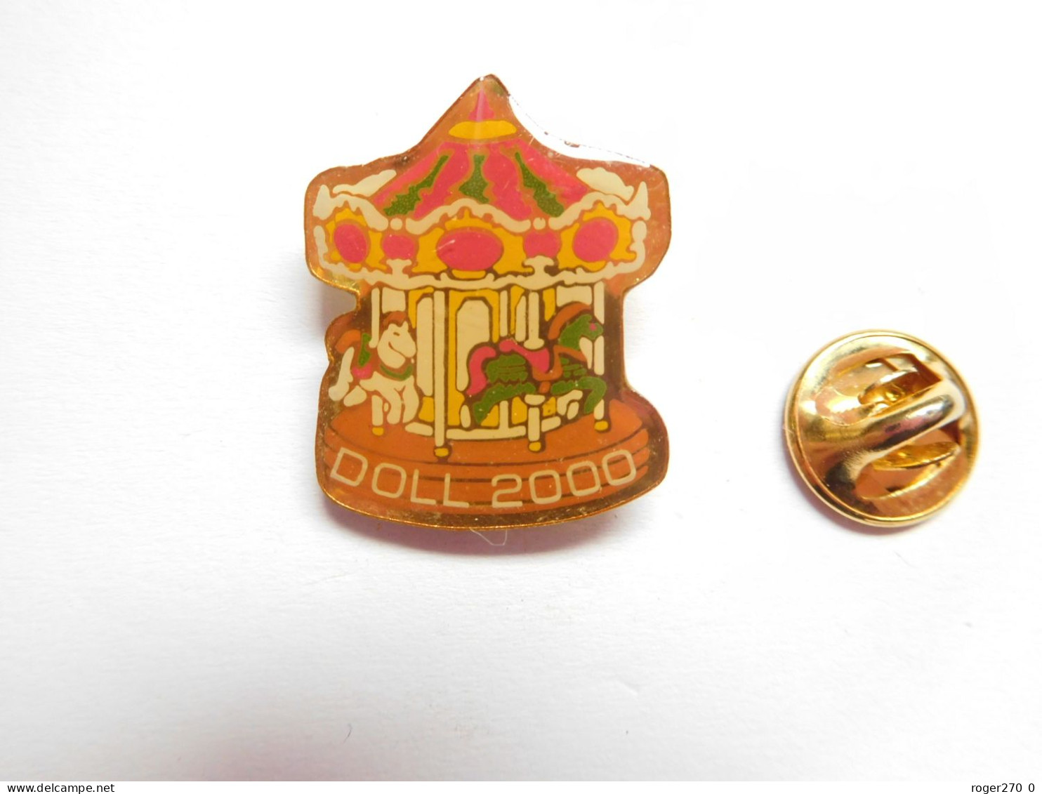 Beau Pin's , Jeu , Manège , Chevaux De Bois , DOLL 2000 - Casinos