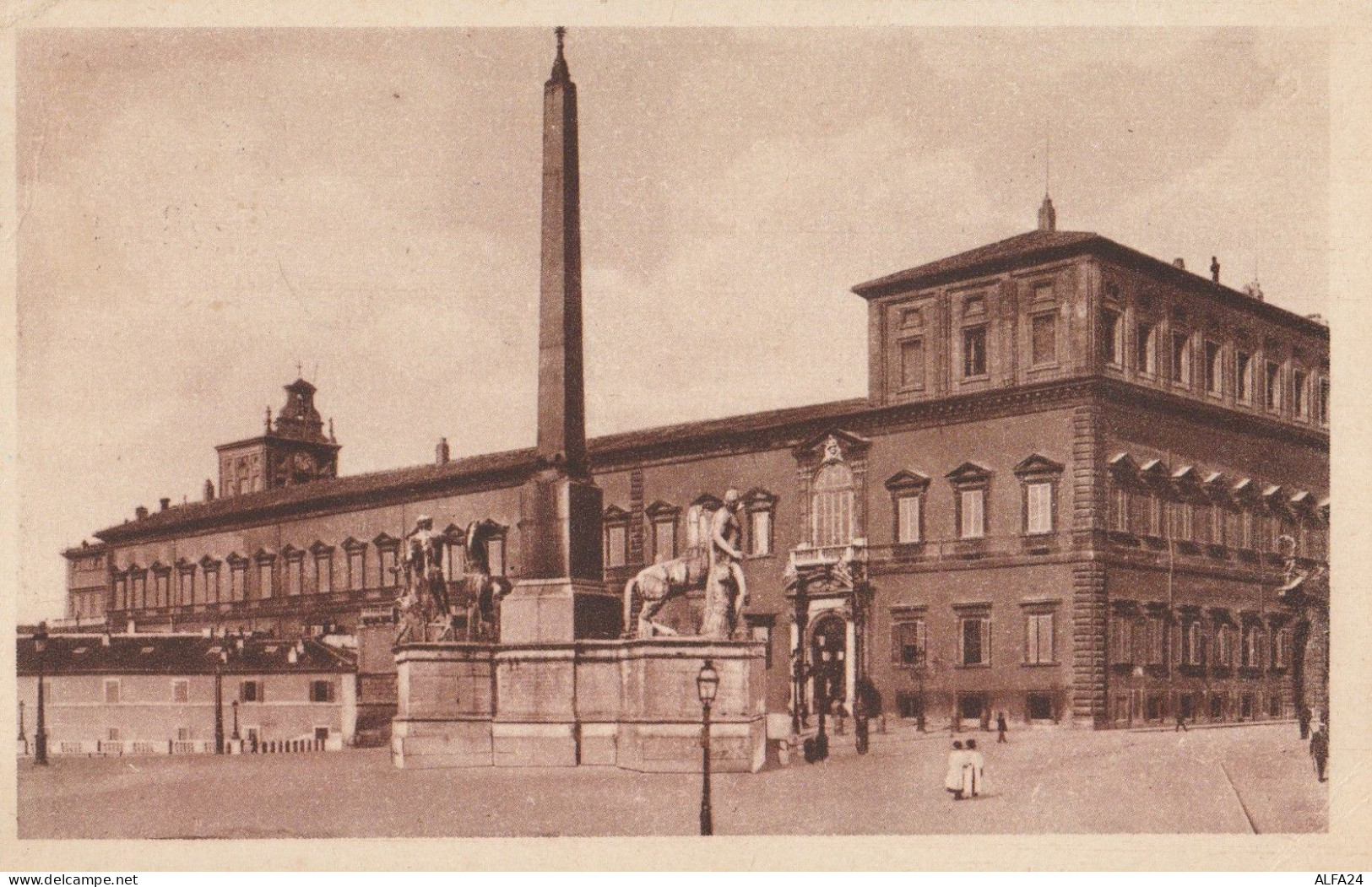 CARTOLINA VIAGGIATA PALAZZO DEL QUIRINALE ORA RESIDENZA REALE (ZX1121 - Mostre, Esposizioni