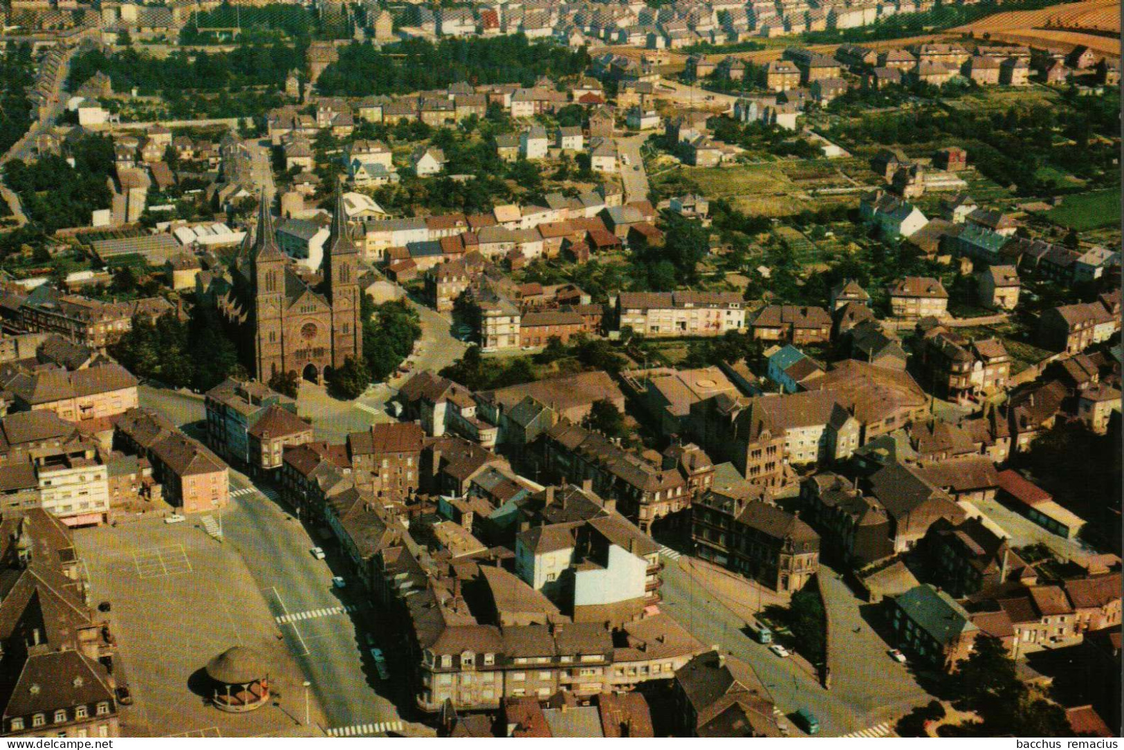 DUDELANGE - Vue Aérienne Messageries Paul Kraus Nr 1310 - Dudelange