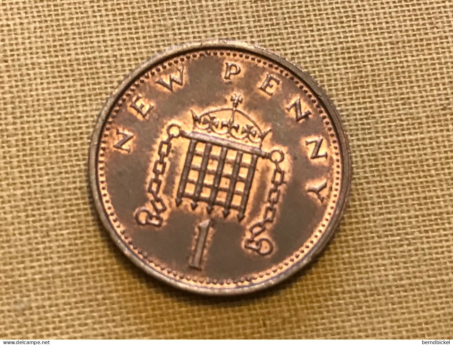 Münze Münzen Umlaufmünze Großbritannien 1 Penny 1975 - 1 Penny & 1 New Penny