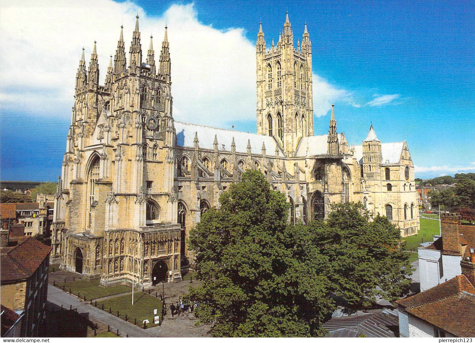 Canterbury - Cathédrale - Vue Depuis La Porte De L'église Du Christ - Canterbury