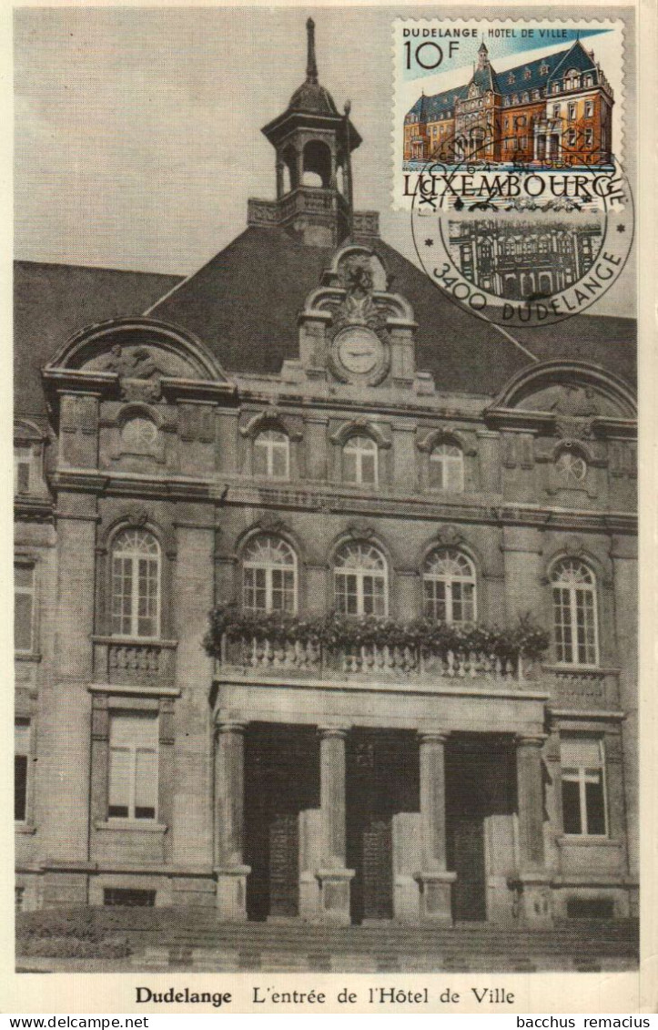 DUDELANGE - L'entrée De L'Hotel De Ville Carte Maximum - Dudelange