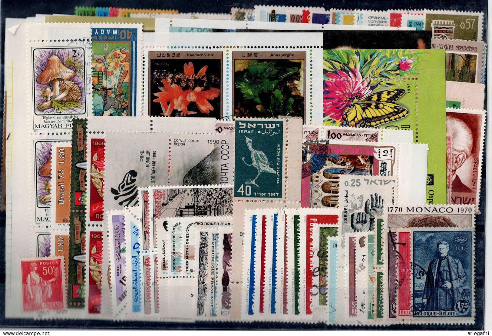 LOT OF 236 STAMPS MINT+USED+ 16 BLOCKS MI- 79 EURO VF!! - Collections (sans Albums)