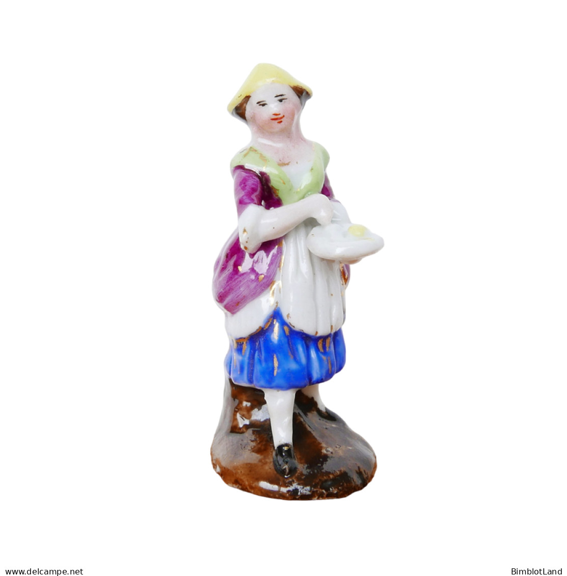 Feve Ancienne Allemande 50 Mm Sujet Saxe Figurine Personnage Femme Biscuit Emaillé Miniature - Oude