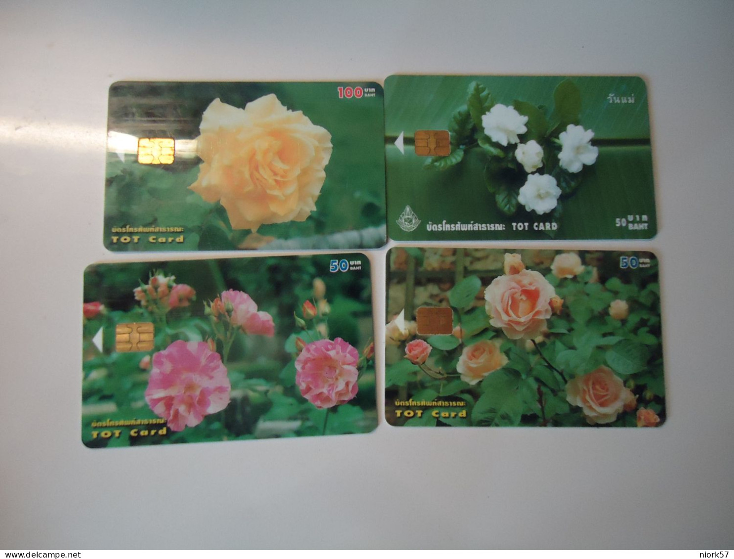 THAILAND SET 4 USED CARDS  FLOWERS POSES - Bloemen