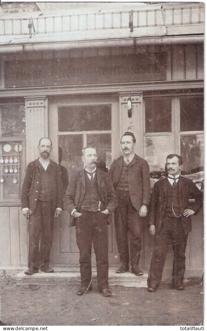 WÖRGL Tirol Friseur Stefan Gröger Rasieren 4 Herren Vor Dem Geschäft Nebenan Wohl Uhrenhändler 26.9.1906 Gelaufen - Wörgl