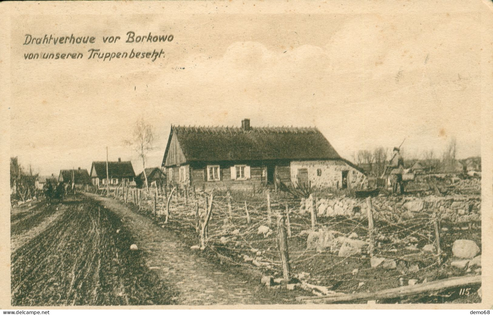 Pologne Polski Borkowo Wielkie Sierpc Silésie ? Près De Varsovie  Habitation Maison Rue Militaire à Droite De La Carte - Pologne