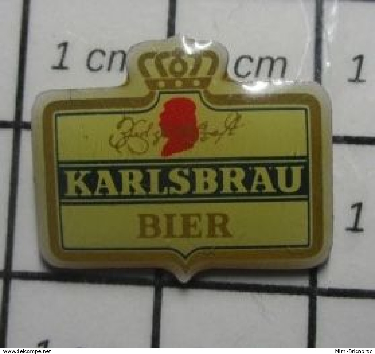 719 Pin's Pins / Beau Et Rare / THEME : BIERES / ETIQUETTE DE BIERE KARLSBRAU - Beer