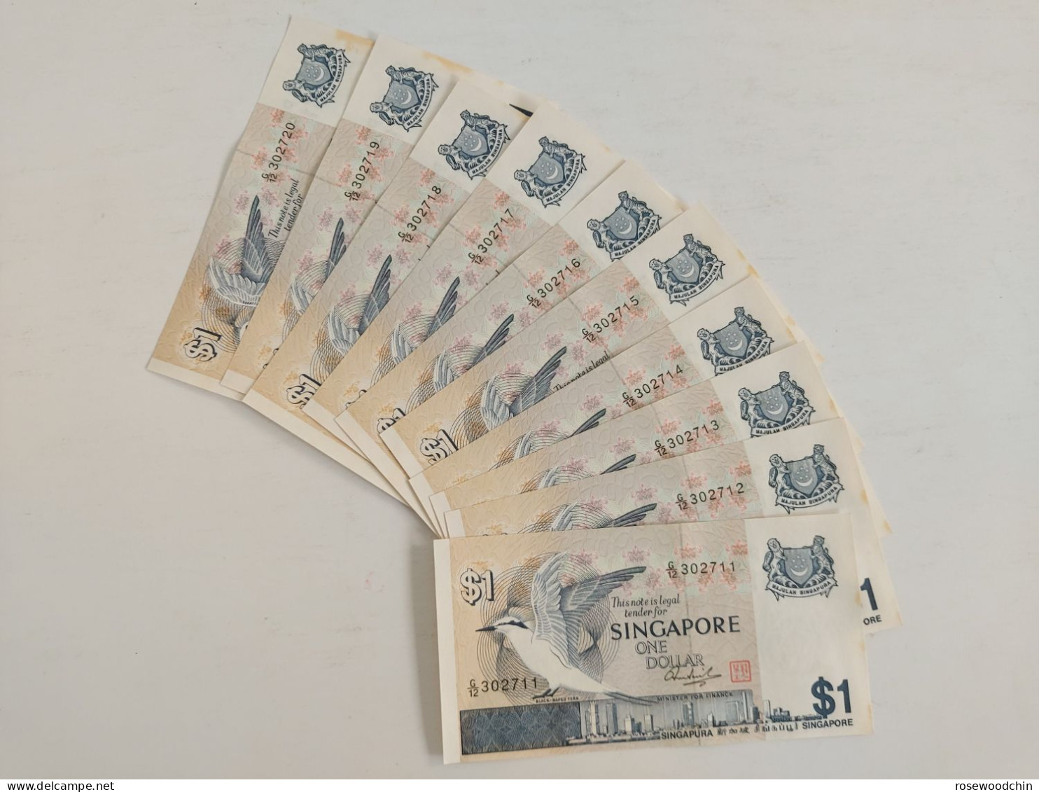 Vintage ! Set Of 10 Pcs. Running Number Singapore $1 Bird Series Old Banknote UNC (G/12-302711-302720) - Singapur