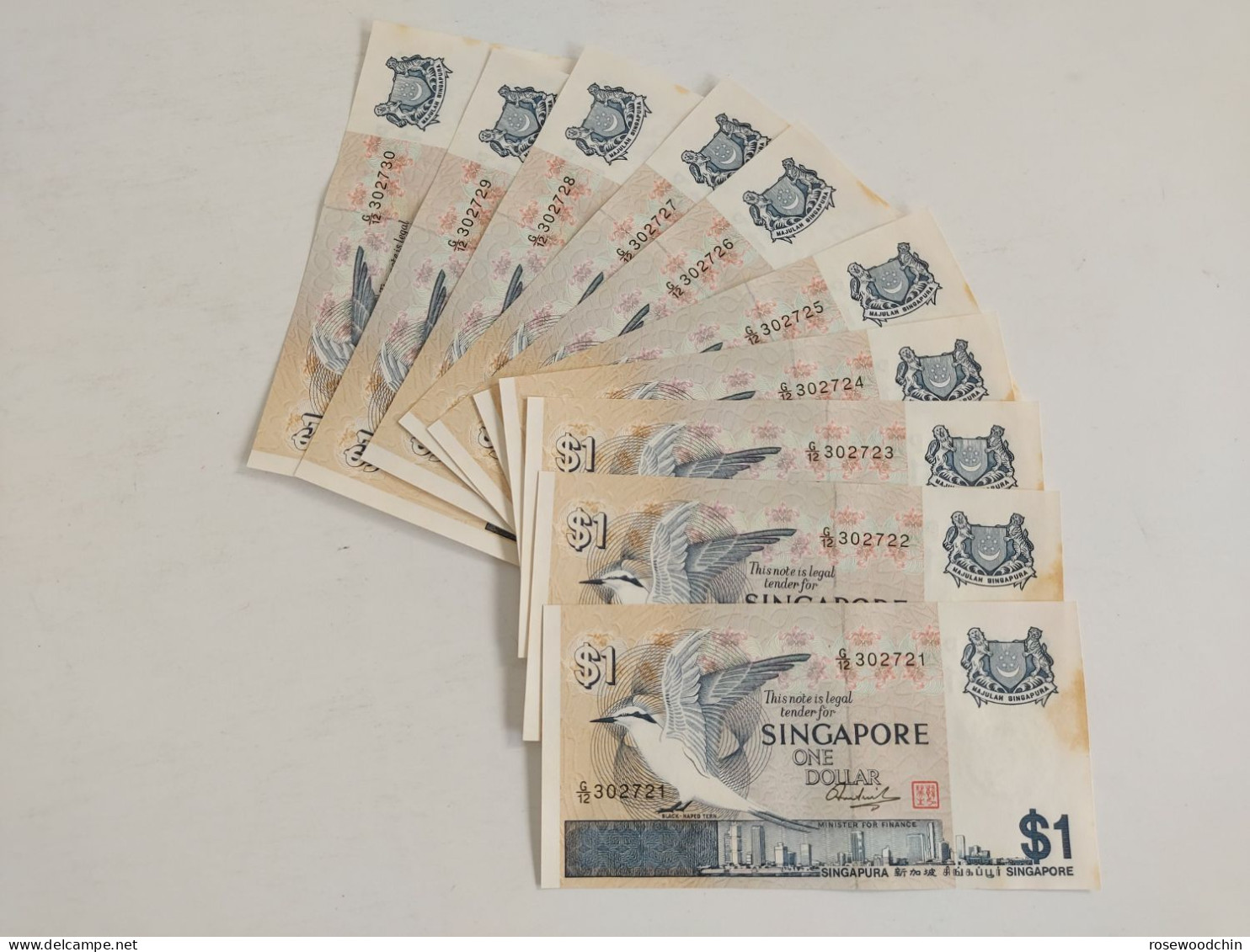Vintage ! Set Of 10 Pcs. Running Number Singapore $1 Bird Series Old Banknote UNC (G/12-302721-302730) - Singapour