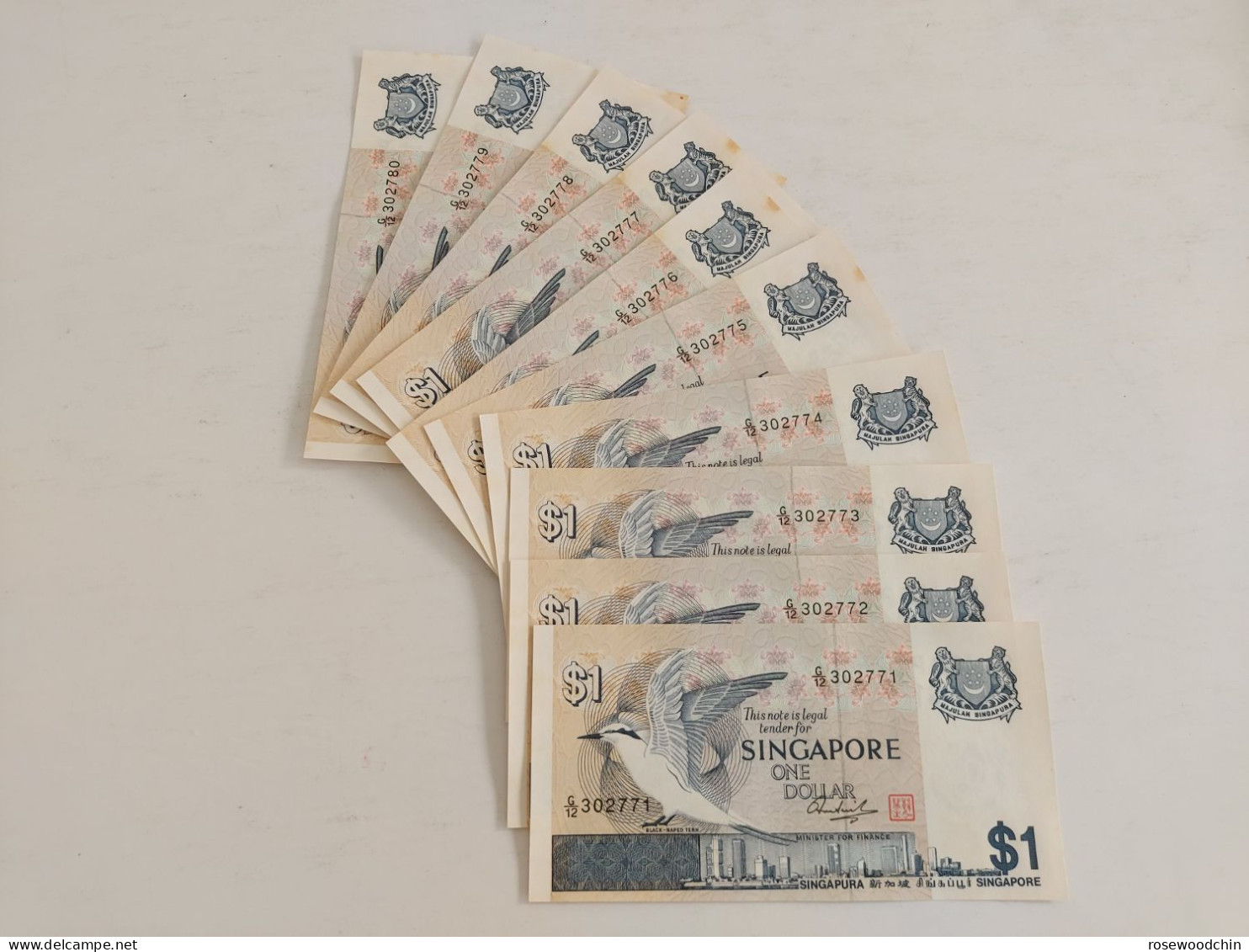 Vintage ! Set Of 10 Pcs. Running Number Singapore $1 Bird Series Old Banknote UNC (G/12-302771-302780 ) - Singapur