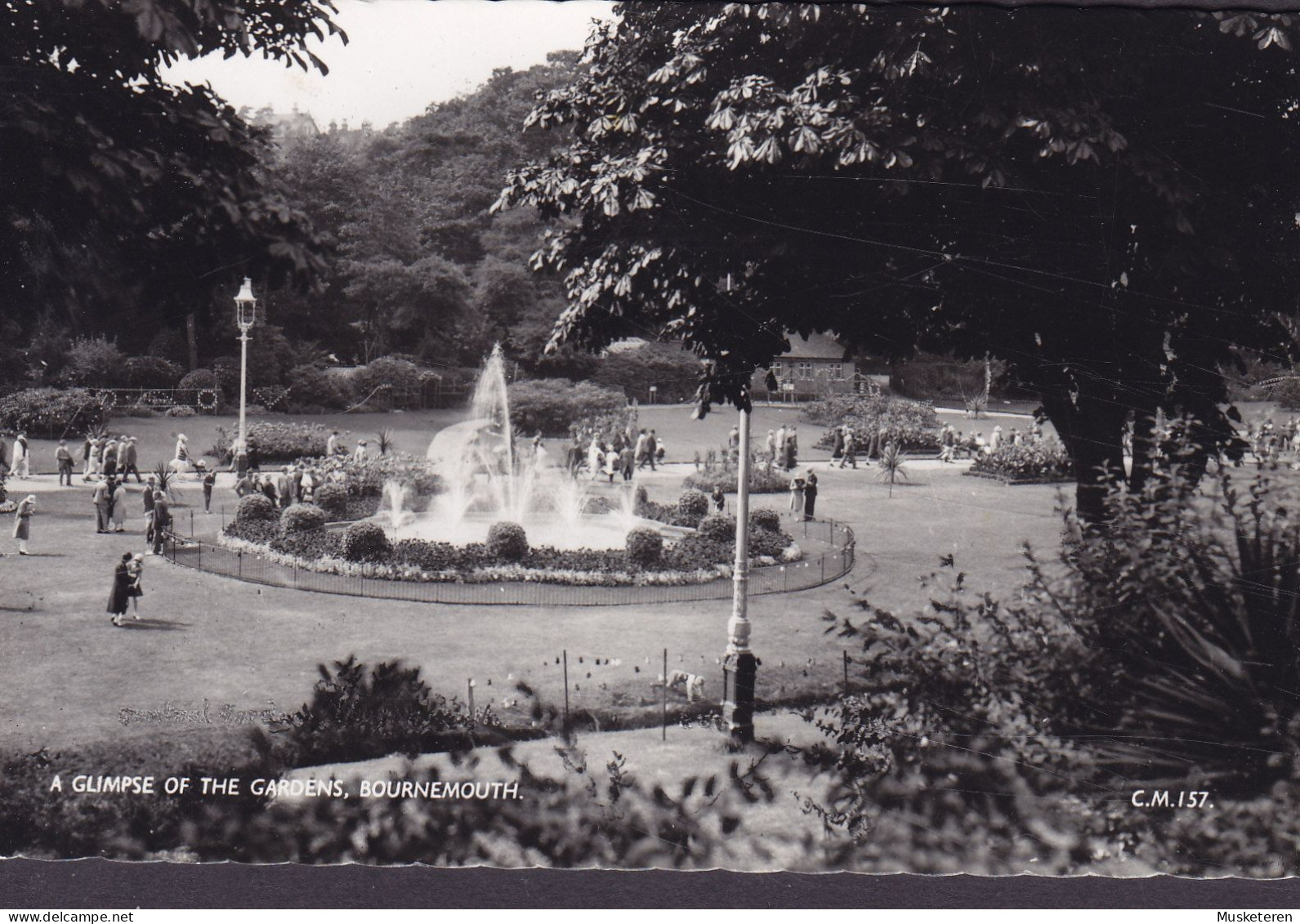 United Kingdom PPC A Glimpse Of The Gardens, Bournemouth. Thunder & Clayden, Bournemouth Echte Real Photo (2 Scans) - Bournemouth (ab 1972)