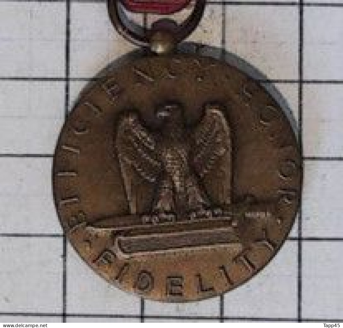 Médailles & Décorations > Army Good Conduct Medal   >  Réf:Cl USA P 6/ 1 - Estados Unidos