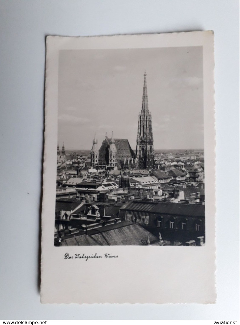 Dom Stephansplatz "Das Wahrzeichens Wiens"  Wien - Stephansplatz