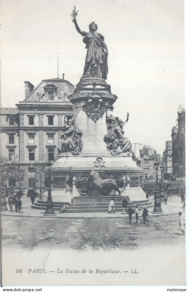 Postkaarten > Europa > Frankrijk > [75] Paris >  La Statue De La Republique  Gebruikt  (13079) - Statues