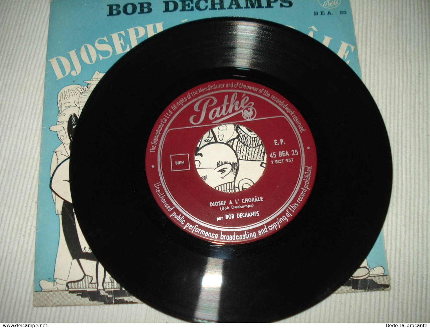 B12 (1) /  Lot  2 X EP 45 T - Bob Dechamps - Petit Prix - Comiques, Cabaret