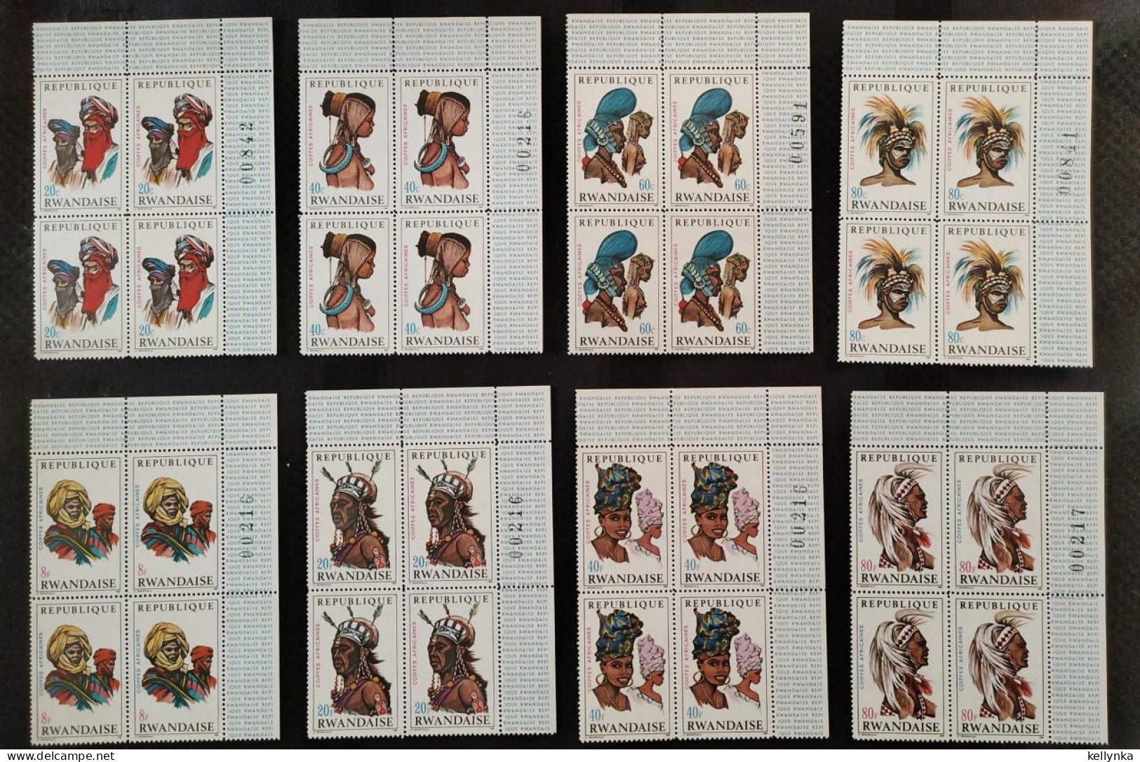 Rwanda - 301/308 - Bloc De 4 Avec BDF - Coiffes - 1969 - MNH - Unused Stamps