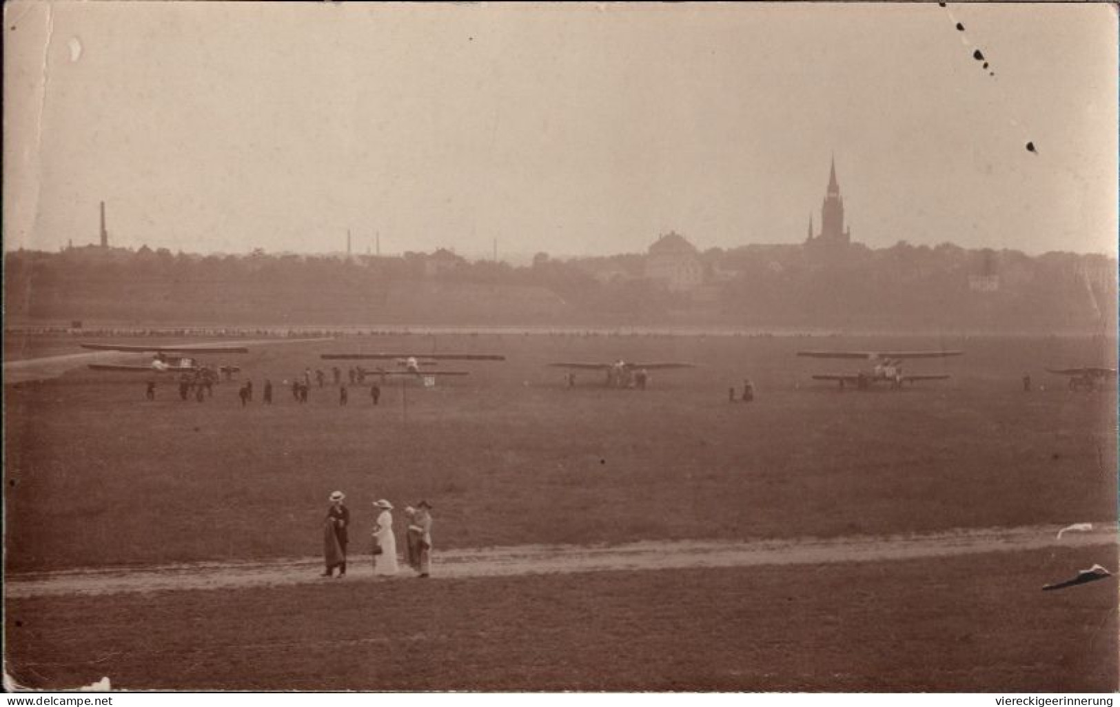 ! Seltene Fotokarte, Photo, Flugplatz Dresden Kaditz - Aerodromi