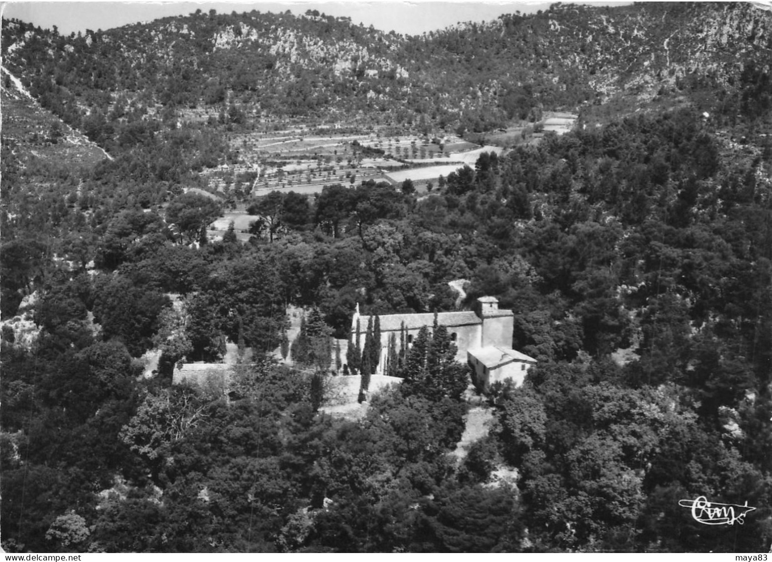 LA ROQUEBRUSSANNE VUE GENERALE CHAPELLE COLLINE  Réf:136bisG33 - La Roquebrussanne