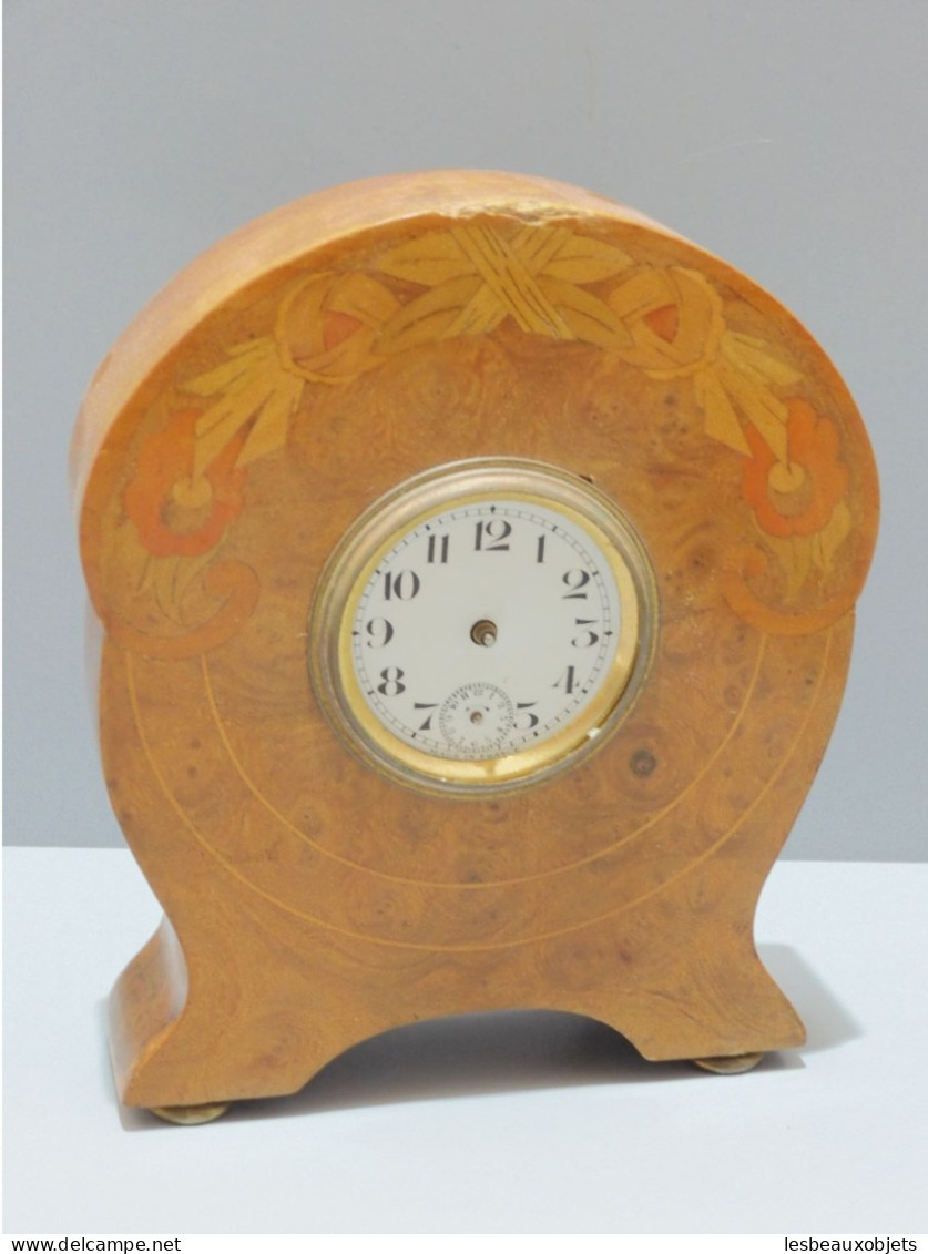 -ANCIENNE PENDULETTE A POSER BOIS ART NOUVEAU MODERNA Goût MAJORELLE Grenier   E - Clocks