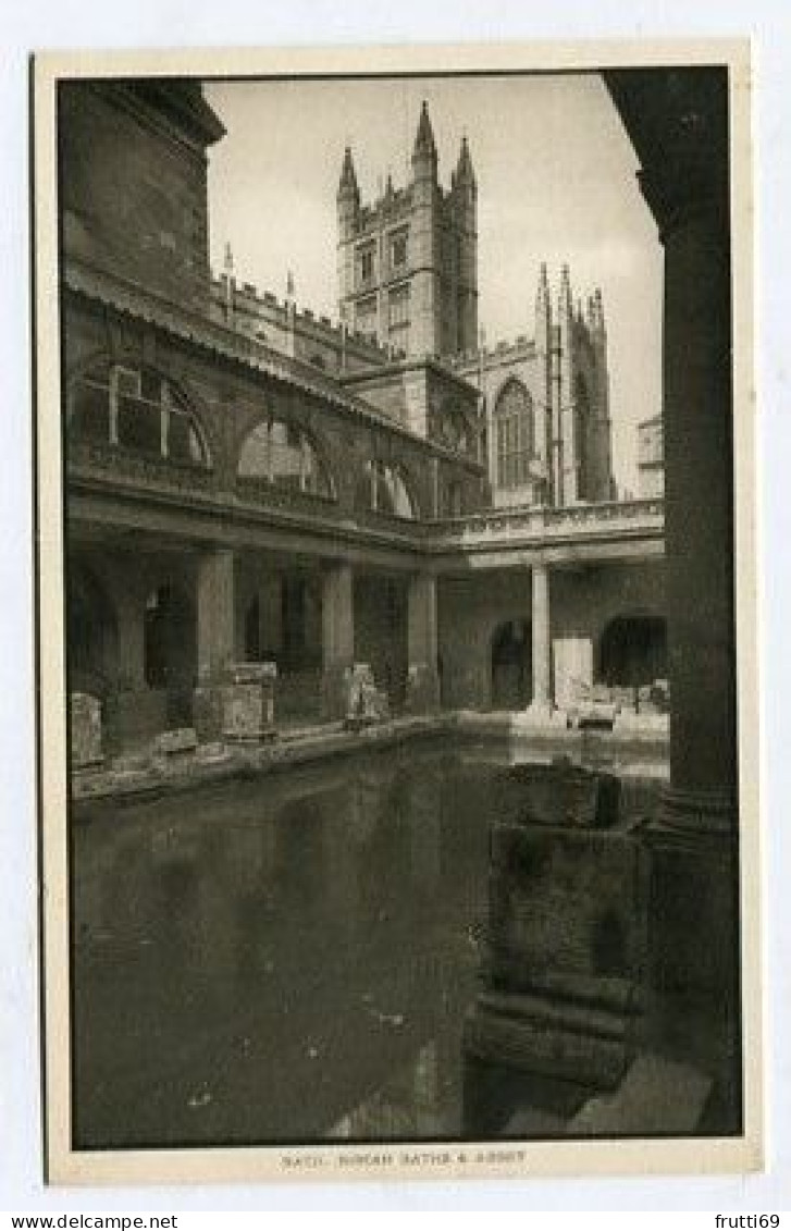 AK 187573 ENGLAND - Bath - Roman Bath & Abbey - Bath