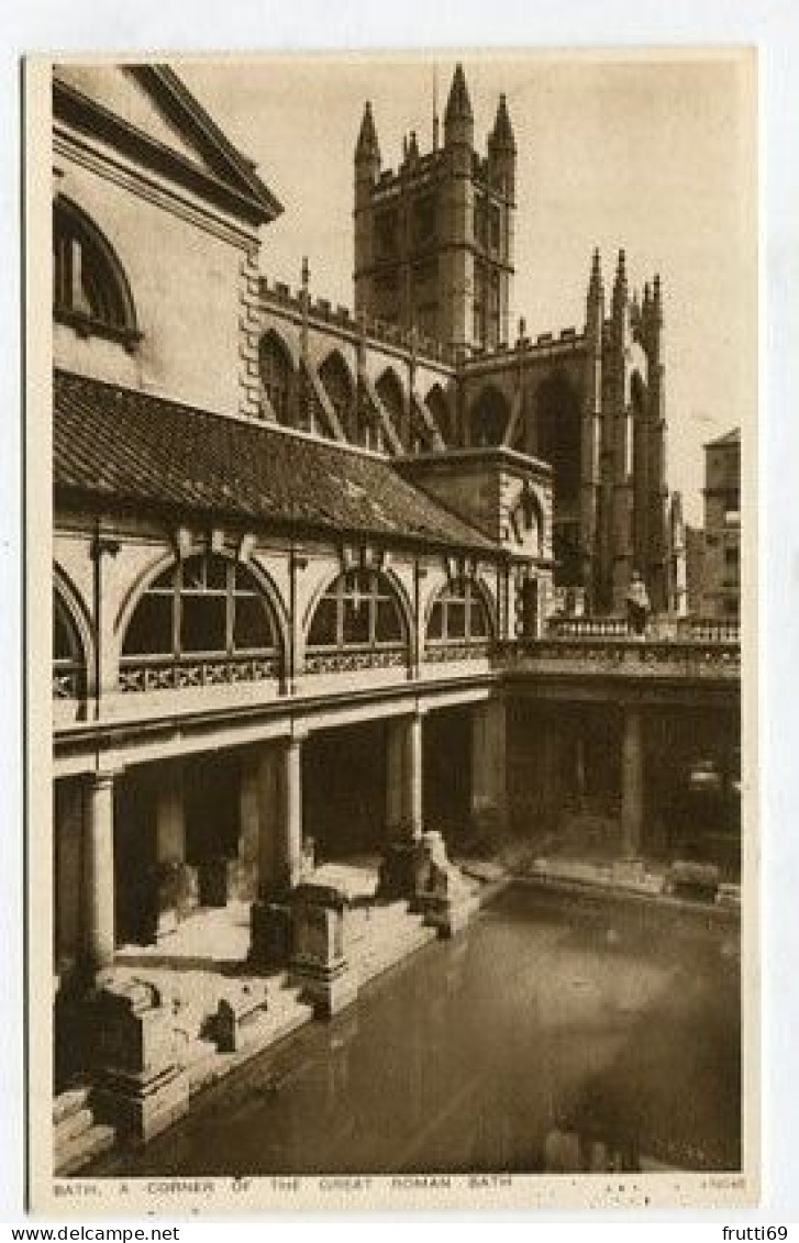 AK 187574 ENGLAND - Bath - A Corner Of The Great Roman Bath - Bath