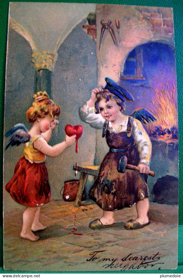 Cpa Gaufrée ENFANTS ANGES , CUPIDON FORGERON , ANGE FILLE COEUR , CUPID BLACKSMITH  Valentine Embossed Old Pc - Saint-Valentin